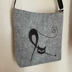 Cat Lovers Embroidered Felted Wool Handbag
